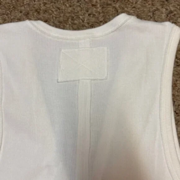 WE THE FREE PEOPLE NERIA WHITE V NECK RIBBED TANK TOP SHIRT NEW L - Picture 11 of 11